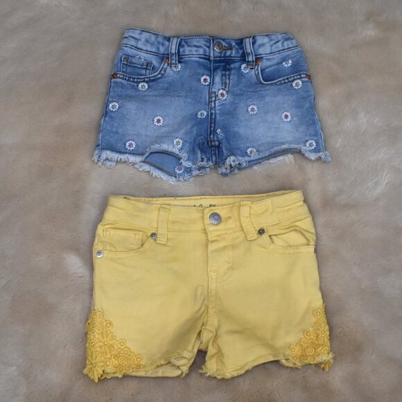 Cat & Jack Girls Cut Off Denim Shorts Size 4/5 - Picture 1 of 9